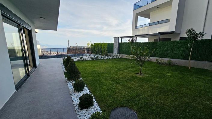 Image No.2-5 Bed House/Villa for sale