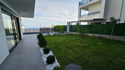 Exterior 2