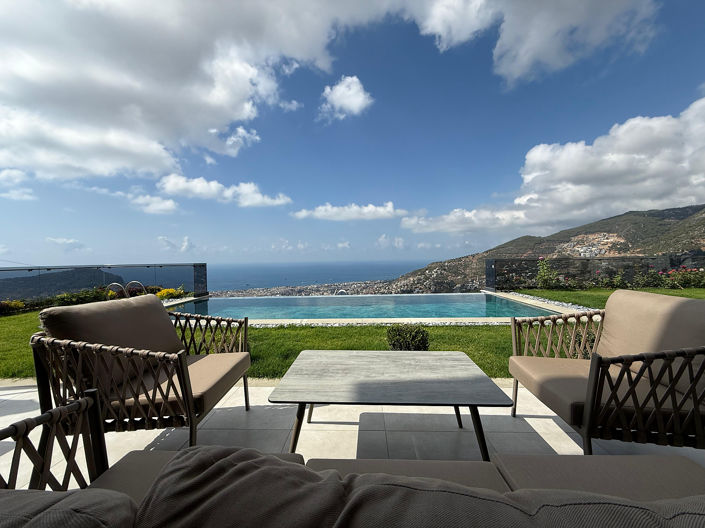 Image No.11-6 Bed House/Villa for sale