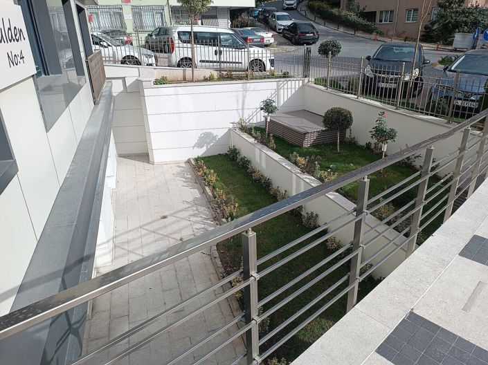 Image No.16-5 Bed Apartment for sale