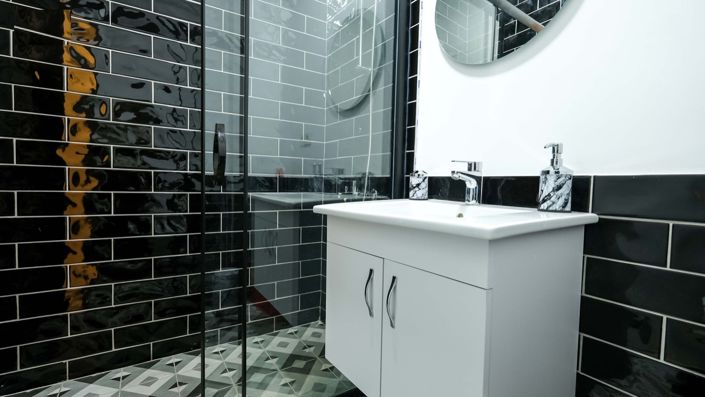 Image No.11-12 Bed House/Villa for sale