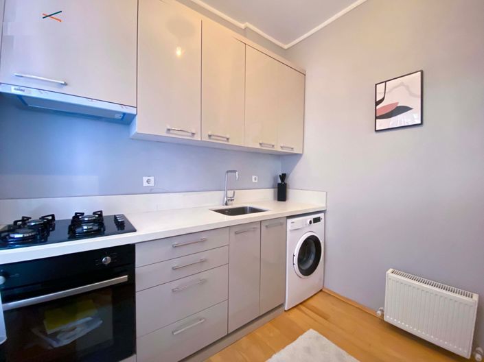 Image No.13-8 Bed House/Villa for sale