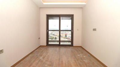 Interior 10