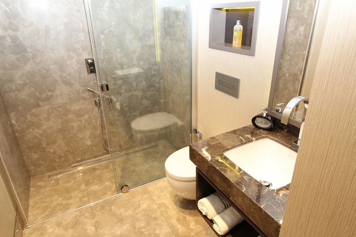 Image No.36-5 Bed Apartment for sale