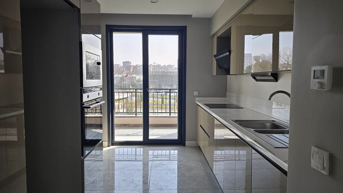 Image No.12-2 Bed Apartment for sale