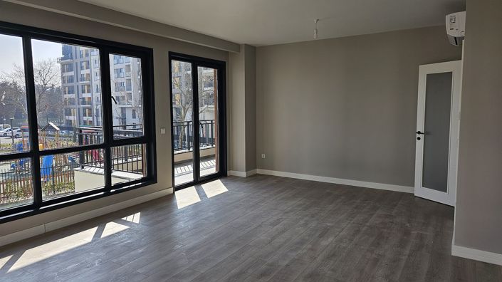 Image No.10-4 Bed Apartment for sale