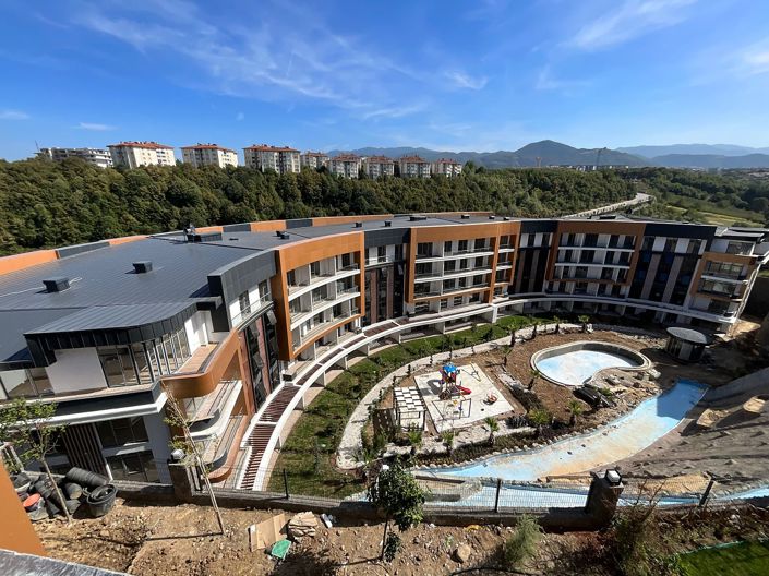 Image No.15-4 Bed Apartment for sale