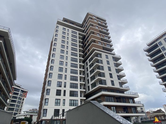 Image No.9-3 Bed Apartment for sale