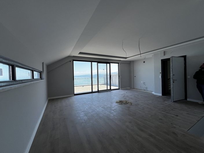 Image No.41-4 Bed Apartment for sale