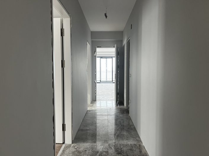 Image No.27-5 Bed Apartment for sale