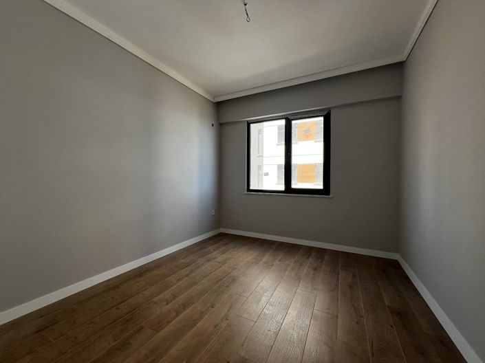 Image No.45-5 Bed Apartment for sale