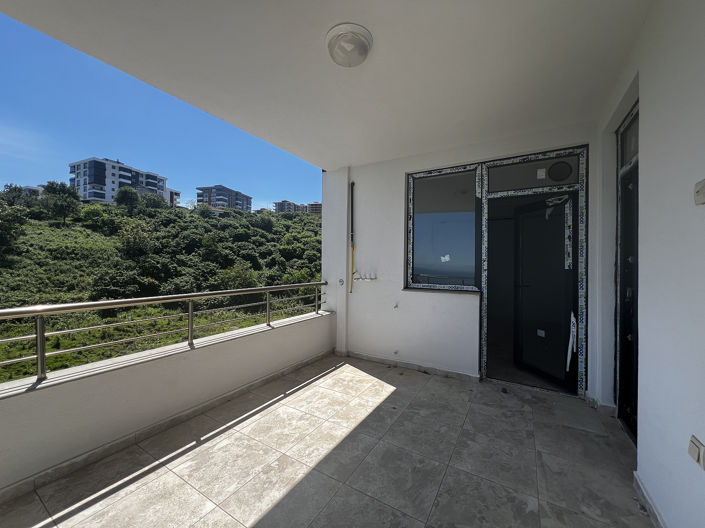 Image No.13-3 Bed Apartment for sale