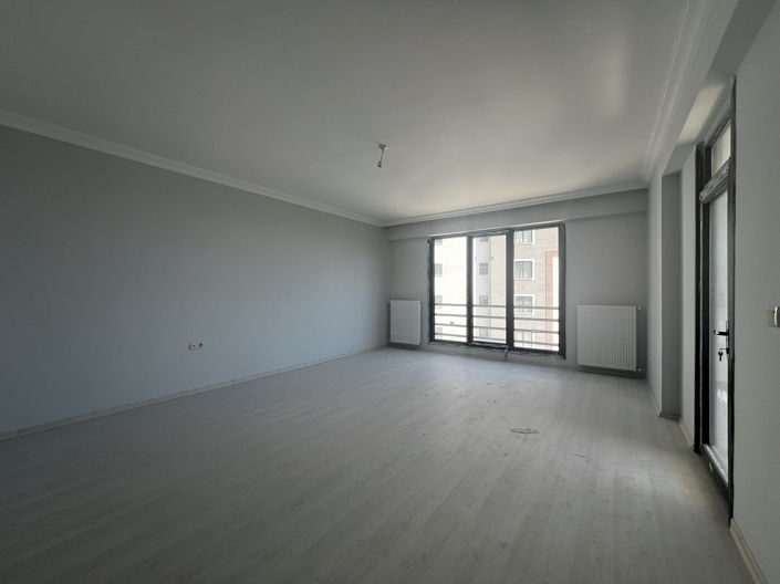 Image No.16-3 Bed Apartment for sale