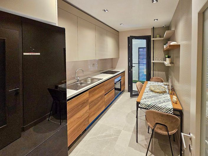 Image No.10-3 Bed Apartment for sale