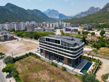 Exterior 8
