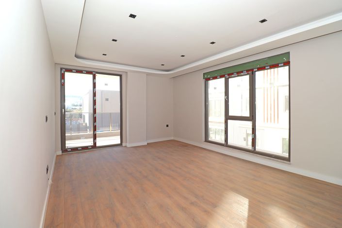 Image No.19-2 Bed Apartment for sale