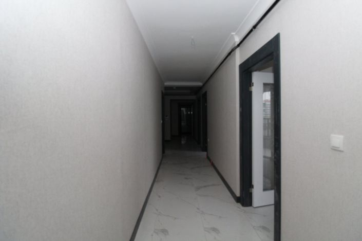 Image No.17-3 Bed Apartment for sale