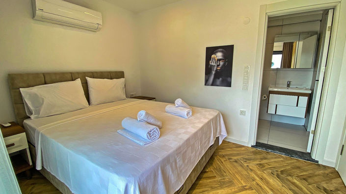 Image No.22-4 Bed House/Villa for sale