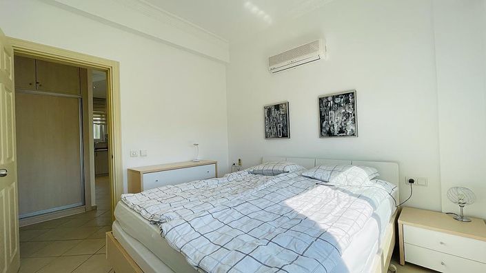 Image No.12-2 Bed Apartment for sale