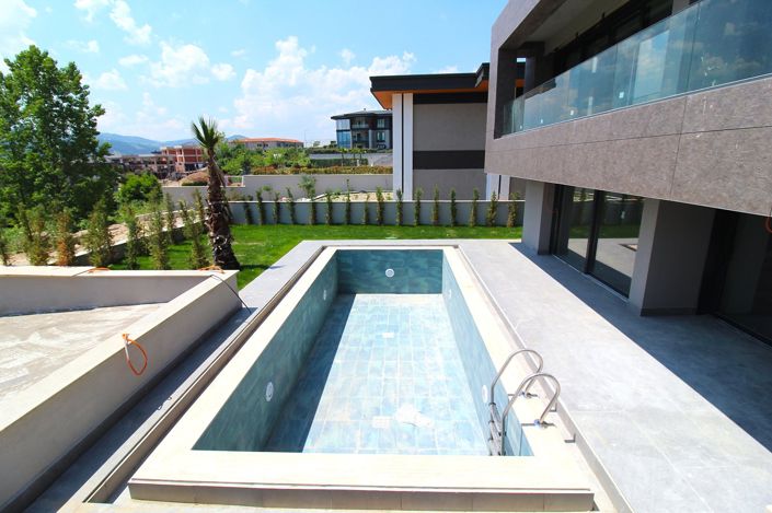 Image No.3-6 Bed House/Villa for sale