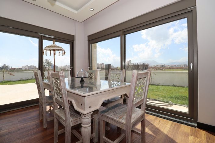 Image No.13-4 Bed House/Villa for sale