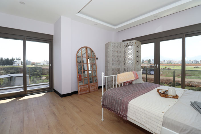 Image No.23-4 Bed House/Villa for sale