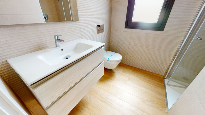 Image No.42-2 Bed Apartment for sale