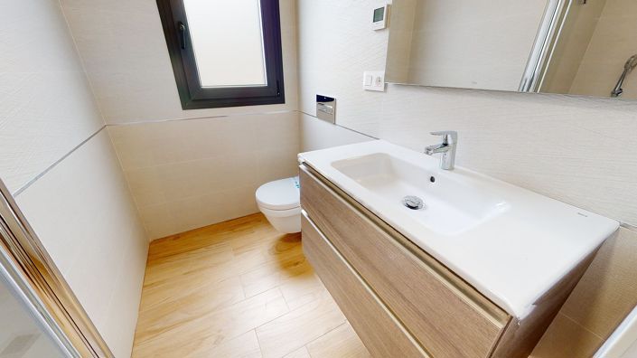 Image No.47-2 Bed Apartment for sale