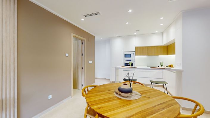 Image No.25-3 Bed Apartment for sale