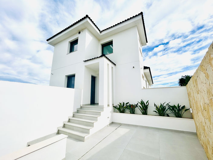 Image No.27-4 Bed House/Villa for sale