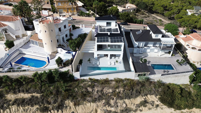 Image No.9-4 Bed House/Villa for sale