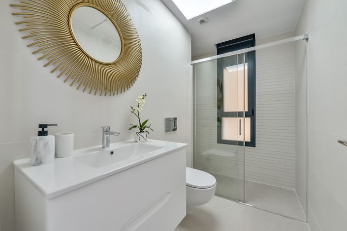 Image No.50-2 Bed Apartment for sale