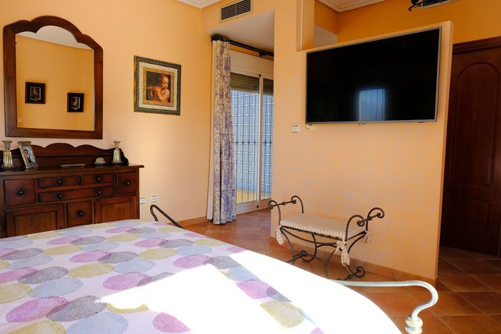 Image No.119-5 Bed House/Villa for sale
