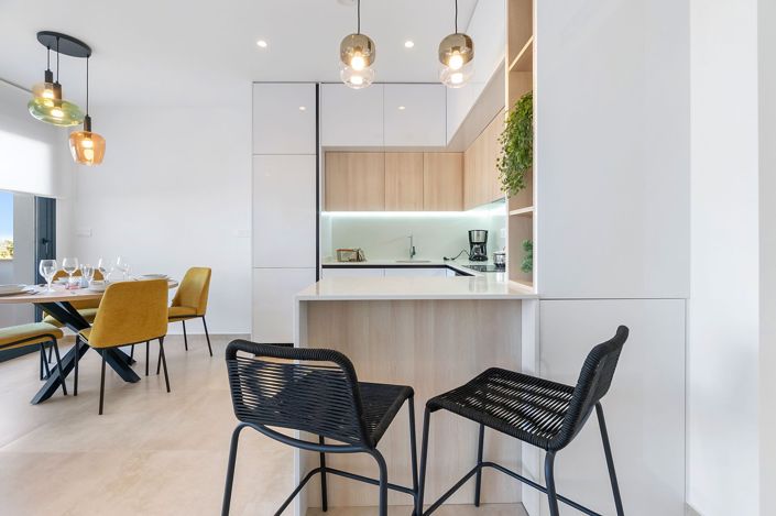 Image No.20-2 Bed Apartment for sale