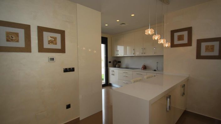 Image No.48-3 Bed House/Villa for sale