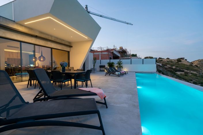 Image No.8-3 Bed House/Villa for sale