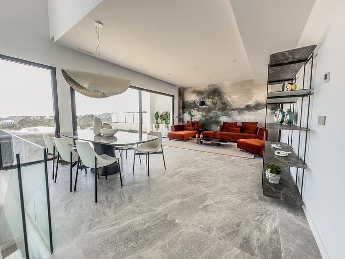 Image No.10-4 Bed House/Villa for sale