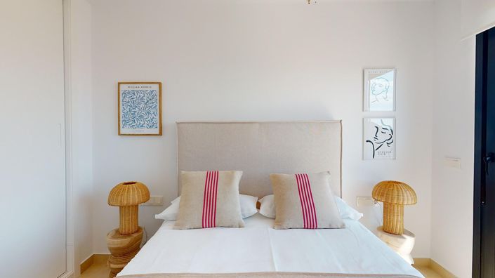 Image No.32-3 Bed Apartment for sale