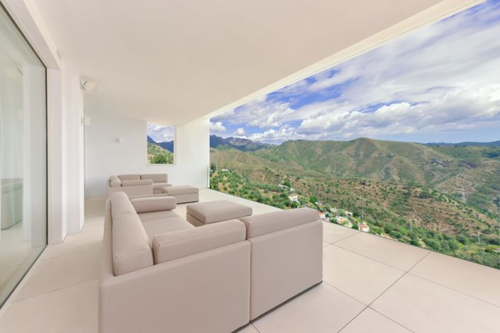 Image No.20-2 Bed Apartment for sale