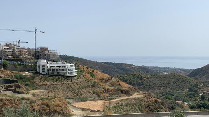 Image No.32-2 Bed Apartment for sale