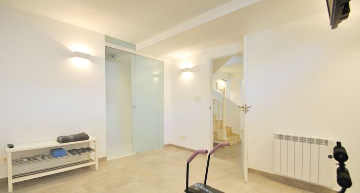 Image No.111-5 Bed House/Villa for sale