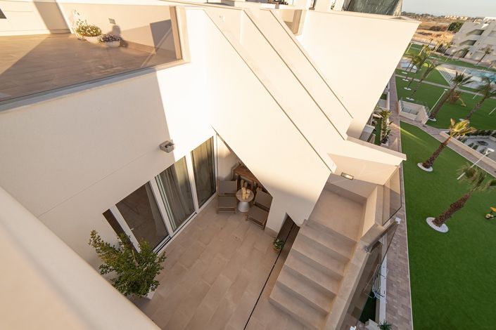 Image No.4-2 Bed Apartment for sale