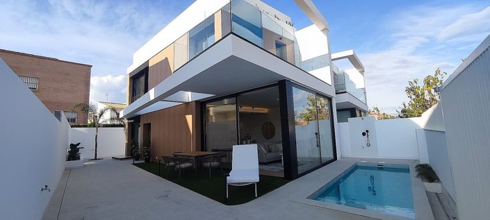 Image No.1-3 Bed House/Villa for sale