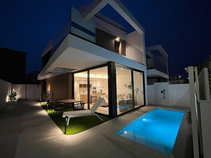 Image No.7-3 Bed House/Villa for sale