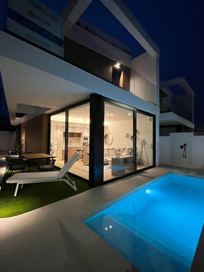 Image No.8-3 Bed House/Villa for sale