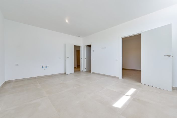 Image No.34-3 Bed House/Villa for sale