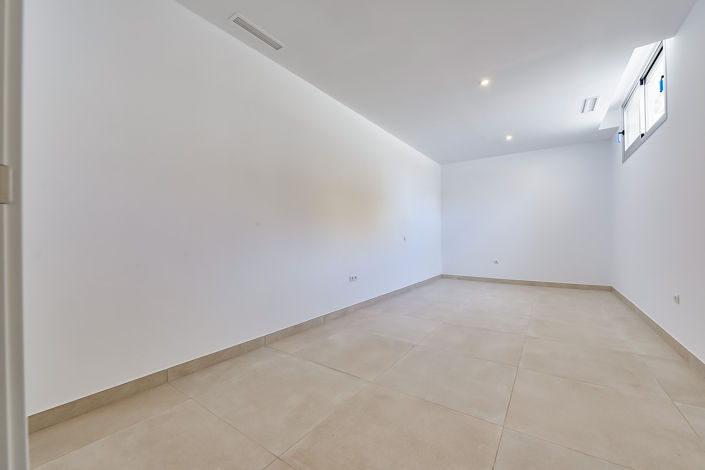 Image No.41-3 Bed House/Villa for sale