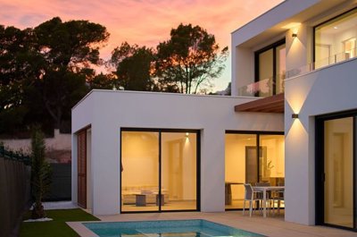 Exterior 10