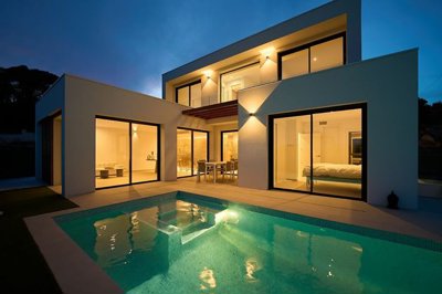 Exterior 8