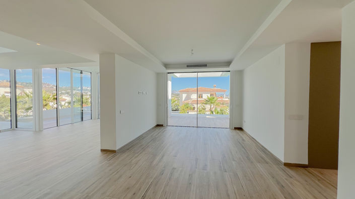 Image No.27-4 Bed House/Villa for sale